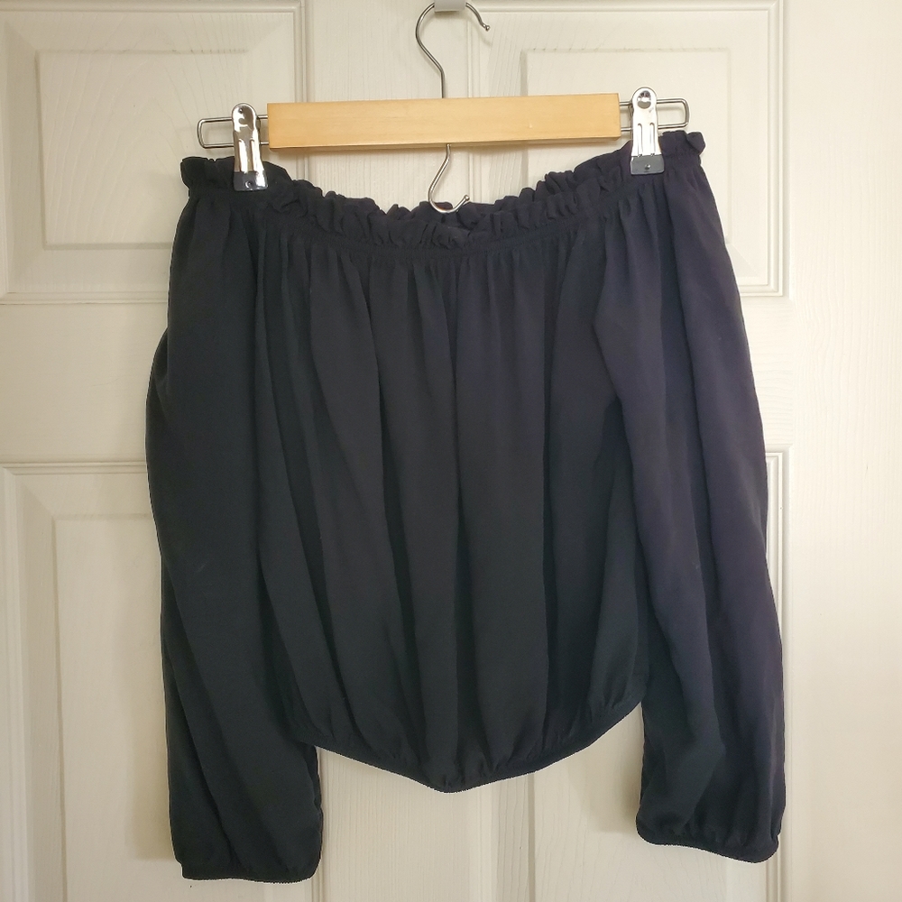 Brandy Melville Maura top